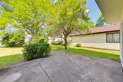 2 Oakmont Court, Streamwood, IL 60107 - Photo 27