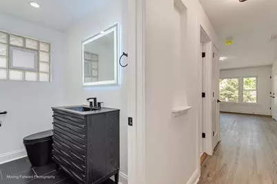 10536 S Wentworth Avenue, Chicago, IL 60628 - Photo 29