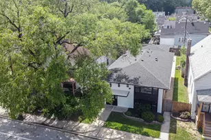 10536 S Wentworth Ave, Chicago, IL 60628 - Photo 5