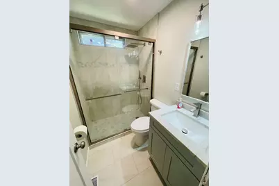 808 Sunset Circle, Streamwood, IL 60107 - Photo 11