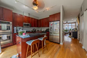 127 E 18th St, Chicago, IL 60616 - Photo 5