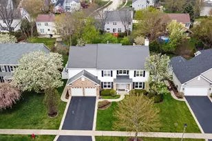1660 Castillian Way, Mundelein, IL 60060 - Photo 5