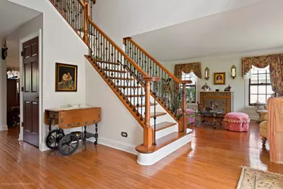 1660 Castillian Way, Mundelein, IL 60060 - Photo 7