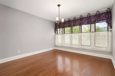 1660 Castillian Way, Mundelein, IL 60060 - Photo 17
