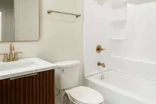 210 S Grace St, Lombard, IL 60148 - Photo 9