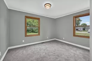 802 Darwin Dr, Machesney Park, IL 61115 - Photo 11