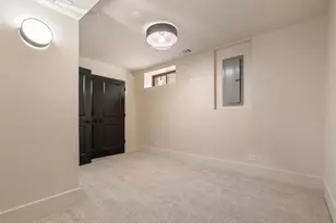 1962 W Wilson Ave, Chicago, IL 60640 - Photo 35