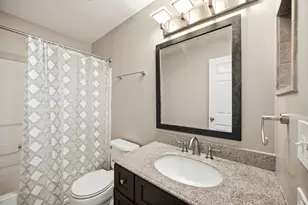 383 Woodview Cir, Elgin, IL 60120 - Photo 11