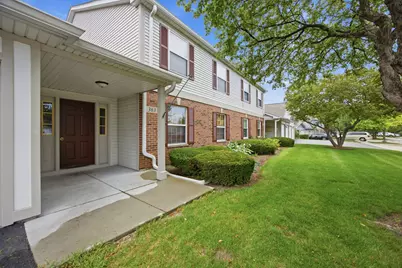 383 Woodview Circle #D, Elgin, IL 60120 - Photo 1