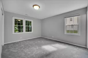 1049 Oswego Rd, Naperville, IL 60540 - Photo 17