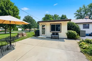 202 Bonnie Brae Ave, Itasca, IL 60143 - Photo 17