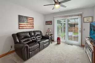 562 Pine Meadow Dr, Dixon, IL 61021 - Photo 15