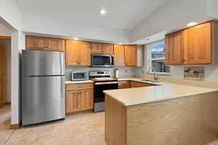 562 Pine Meadow Dr, Dixon, IL 61021 - Photo 7