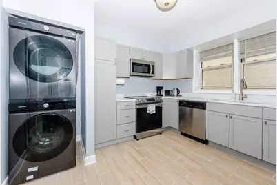 6128 N Francisco Avenue, Chicago, IL 60659 - Photo 9