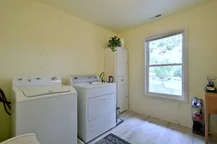 823 Milbeck Ave, Elk Grove Village, IL 60007 - Photo 35