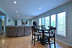823 Milbeck Ave, Elk Grove Village, IL 60007 - Photo 17