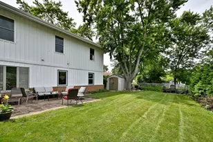 823 Milbeck Ave, Elk Grove Village, IL 60007 - Photo 53