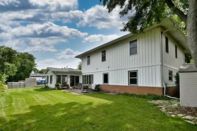 823 Milbeck Avenue, Elk Grove Village, IL 60007 - Photo 49
