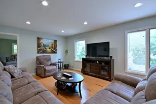 823 Milbeck Ave, Elk Grove Village, IL 60007 - Photo 25