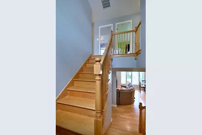 823 Milbeck Avenue, Elk Grove Village, IL 60007 - Photo 7