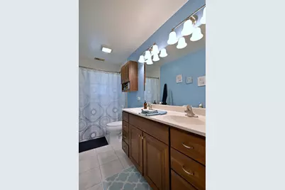 823 Milbeck Avenue, Elk Grove Village, IL 60007 - Photo 33