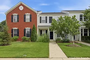 487 S Litchfield Dr, Round Lake, IL 60073 - Photo 1