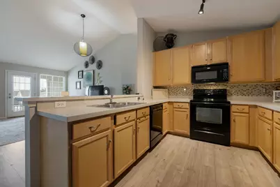 154 Bertram Road #J, Yorkville, IL 60560 - Photo 7