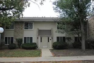 1430 Vista Walk Ln, Hoffman Estates, IL 60169 - Photo 1
