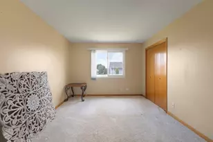 131 Tecumseh Dr, Bolingbrook, IL 60490 - Photo 9