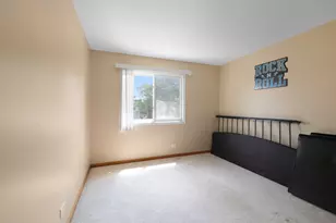 131 Tecumseh Dr, Bolingbrook, IL 60490 - Photo 7
