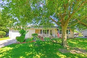 158 Tammy Ln, Lake Holiday, IL 60552 - Photo 23