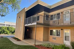 1019 Peterson Ave, Park Ridge, IL 60068 - Photo 3