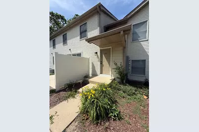 121 Spuhler Drive, Batavia, IL 60510 - Photo 1