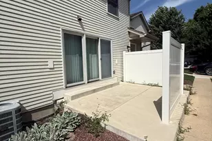 121 Spuhler Dr, Batavia, IL 60510 - Photo 3