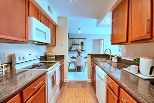4125 Chesapeake Dr, Aurora, IL 60504 - Photo 9