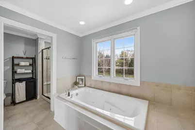 40W612 N Blue Lake Circle, Campton Hills, IL 60175 - Photo 23