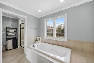 40W612 N Blue Lake Cir, Campton Hills, IL 60175 - Photo 23