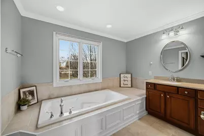 40W612 N Blue Lake Circle, Campton Hills, IL 60175 - Photo 21
