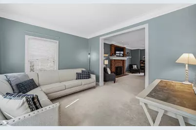 40W612 N Blue Lake Circle, Campton Hills, IL 60175 - Photo 11