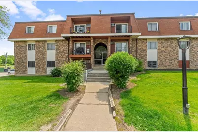 1195 Meadow Lane #114, Hoffman Estates, IL 60169 - Photo 1