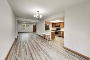 816 Mansfield Ct, Schaumburg, IL 60194 - Photo 3