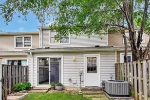 816 Mansfield Ct, Schaumburg, IL 60194 - Photo 15
