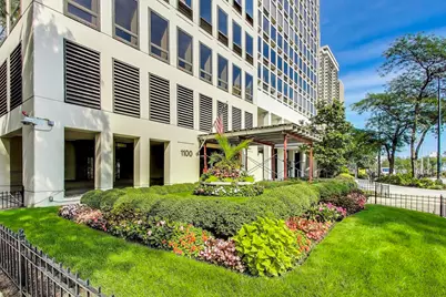 1100 N Lake Shore Drive #27B, Chicago, IL 60611 - Photo 3