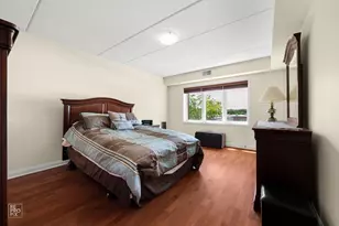 9864 Leland Ave, Schiller Park, IL 60176 - Photo 9