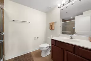 9864 Leland Ave, Schiller Park, IL 60176 - Photo 15