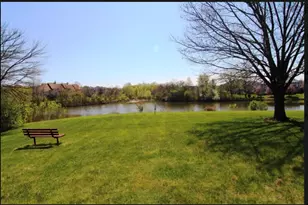 3505 Lakeview Dr, Hazel Crest, IL 60429 - Photo 9