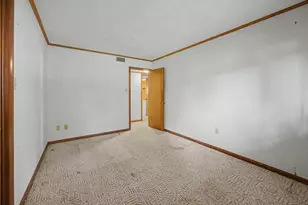 109 E Park View Dr, Forrest, IL 61741 - Photo 27