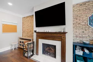 3749 N Pine Grove Ave, Chicago, IL 60613 - Photo 7
