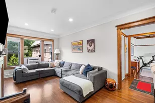 3749 N Pine Grove Ave, Chicago, IL 60613 - Photo 5