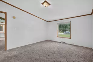 414 N Pine St, Gardner, IL 60424 - Photo 17